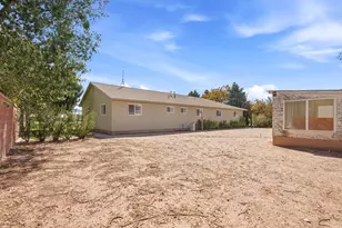 90 Center St, Meadow, UT 84644 - Photo 23
