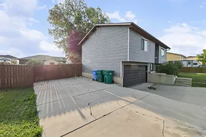 12901 S 1980 W, Riverton, UT 84065 - Photo 33
