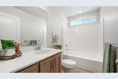 198 W 930 N #13, Santaquin, UT 84655 - Photo 13