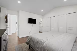 2410 S Black Village Ct W, West Valley, UT 84119 - Photo 17