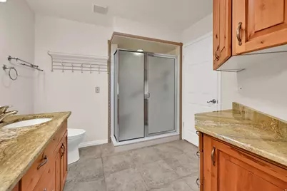 346 N 360 E, Orem, UT 84057 - Photo 23