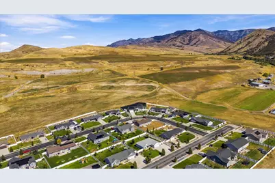 710 E 720 N, Smithfield, UT 84335 - Photo 53