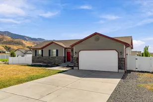 710 E 720 N, Smithfield, UT 84335 - Photo 59