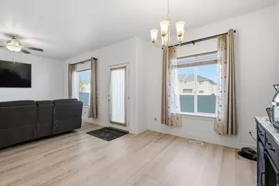 5113 E Lakefield Dr, Eagle Mountain, UT 84005 - Photo 5
