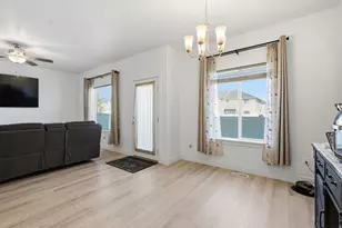 5113 E Lakefield Dr, Eagle Mountain, UT 84005 - Photo 5