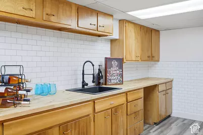 3779 S 2000 E, Salt Lake City, UT 84109 - Photo 33
