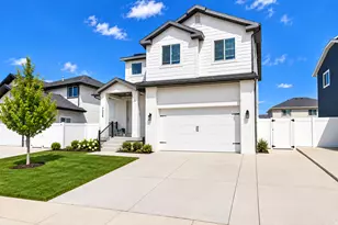 7224 N Silver Way E, Eagle Mountain, UT 84005 - Photo 3