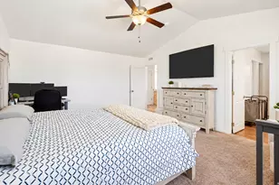 7224 N Silver Way E, Eagle Mountain, UT 84005 - Photo 13