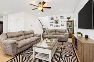 7224 N Silver Way E, Eagle Mountain, UT 84005 - Photo 7