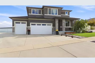 21 E Heron Hills Ave, Saratoga Springs, UT 84045 - Photo 3
