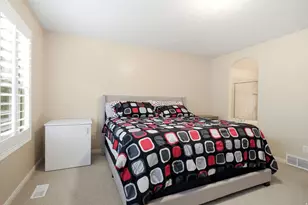 8156 S Bear Lake Ct, West Jordan, UT 84081 - Photo 33