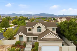 8156 S Bear Lake Ct, West Jordan, UT 84081 - Photo 7