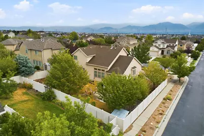 8156 S Bear Lake Ct, West Jordan, UT 84081 - Photo 53