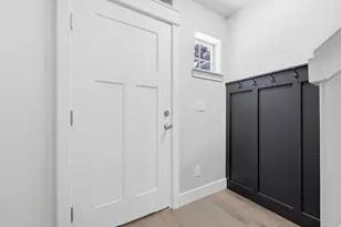 260 W 40 N, Hyrum, UT 84319 - Photo 5