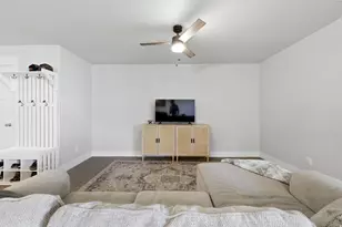 260 W 40 N, Hyrum, UT 84319 - Photo 9