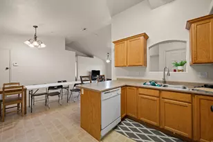 3569 E Rock Rd S, Eagle Mountain, UT 84005 - Photo 11