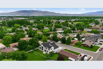 890 N Whipple Dr, Lehi, UT 84043 - Photo 11