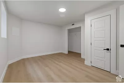 1358 E Maplewood Dr, Murray, UT 84121 - Photo 17