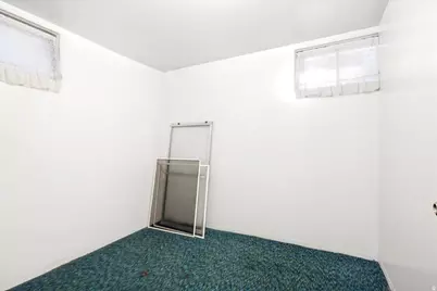 3669 S Kimbary Cir, Salt Lake City, UT 84109 - Photo 21