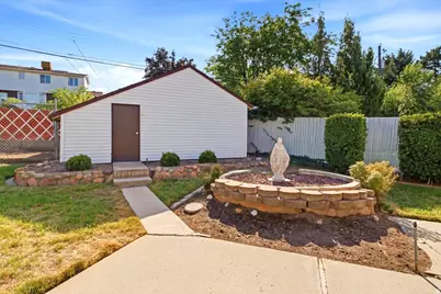 3669 S Kimbary Cir, Salt Lake City, UT 84109 - Photo 29