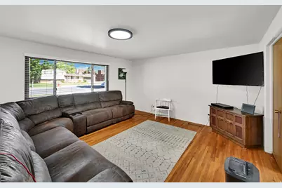 6312 S 560 E, Murray, UT 84107 - Photo 3