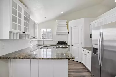5284 W Leila Ln, Herriman, UT 84096 - Photo 9