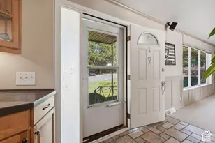 2960 E La Joya Dr S, Holladay, UT 84124 - Photo 5