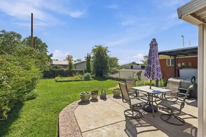 2960 E La Joya Dr S, Holladay, UT 84124 - Photo 27