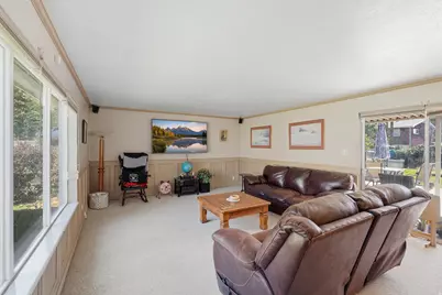 2960 E La Joya Dr S, Holladay, UT 84124 - Photo 5