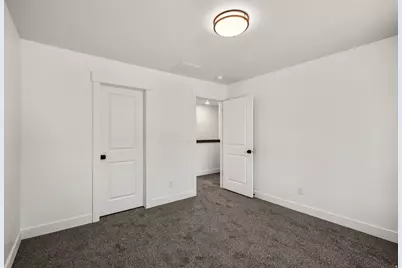 128 W Liberty Crossing St, Ogden, UT 84404 - Photo 13