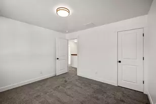128 W Liberty Crossing St, Ogden, UT 84404 - Photo 11