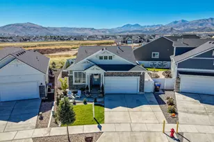 6079 W Teton Vlg Dr, Herriman, UT 84096 - Photo 27