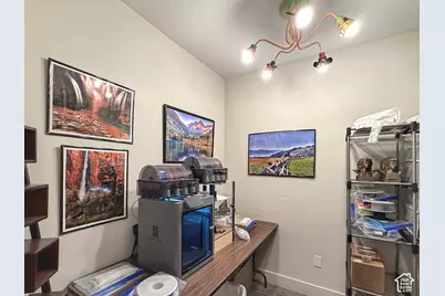 4863 Jacquelyn Park Ln, Ogden, UT 84401 - Photo 37