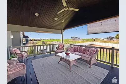 4863 Jacquelyn Park Ln, Ogden, UT 84401 - Photo 47