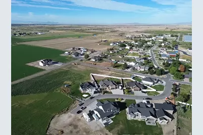 4863 Jacquelyn Park Ln, Taylor, UT 84401 - Photo 51