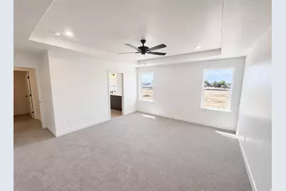 1053 N Summit View Dr, Harrisville, UT 84404 - Photo 9