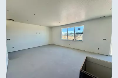1053 N Summit View Dr, Harrisville, UT 84404 - Photo 29