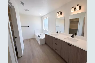 1053 N Summit View Dr, Harrisville, UT 84404 - Photo 11
