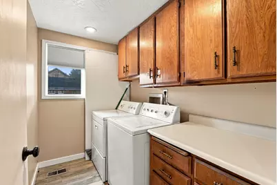 1185 E Cottonwood Dr #61, Sandy, UT 84094 - Photo 17