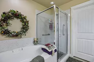 482 Hyde Park Ln, Kaysville, UT 84037 - Photo 15