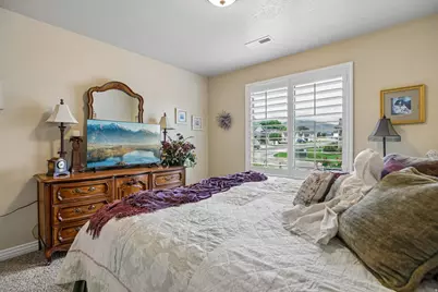 482 Hyde Park Ln, Kaysville, UT 84037 - Photo 17