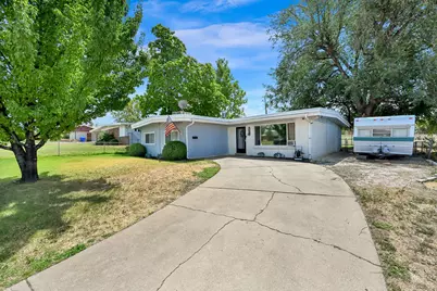 217 W 1425 N, Sunset, UT 84015 - Photo 3