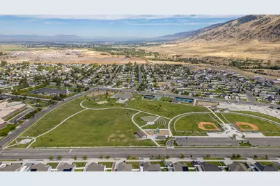 413 S 1250 E, Hyrum, UT 84319 - Photo 17