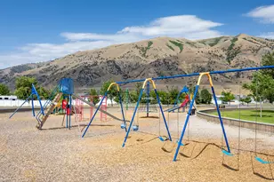 413 S 1250 E, Hyrum, UT 84319 - Photo 23