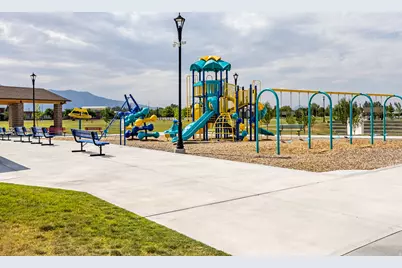 413 S 1250 E, Hyrum, UT 84319 - Photo 19