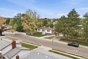 364 W Harvard Dr, Midvale, UT 84047 - Photo 29
