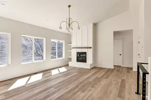 642 E 250 N, Providence, UT 84332 - Photo 13