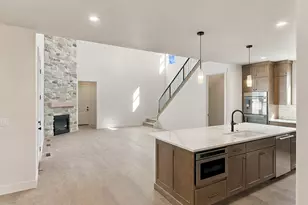 7766 S Flattop Mount Dr, West Jordan, UT 84081 - Photo 17