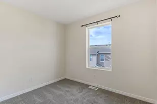 2635 N 500 W, Sunset, UT 84015 - Photo 17