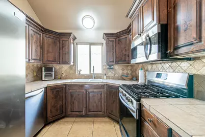 60 W 1060 St N, Hurricane, UT 84737 - Photo 11